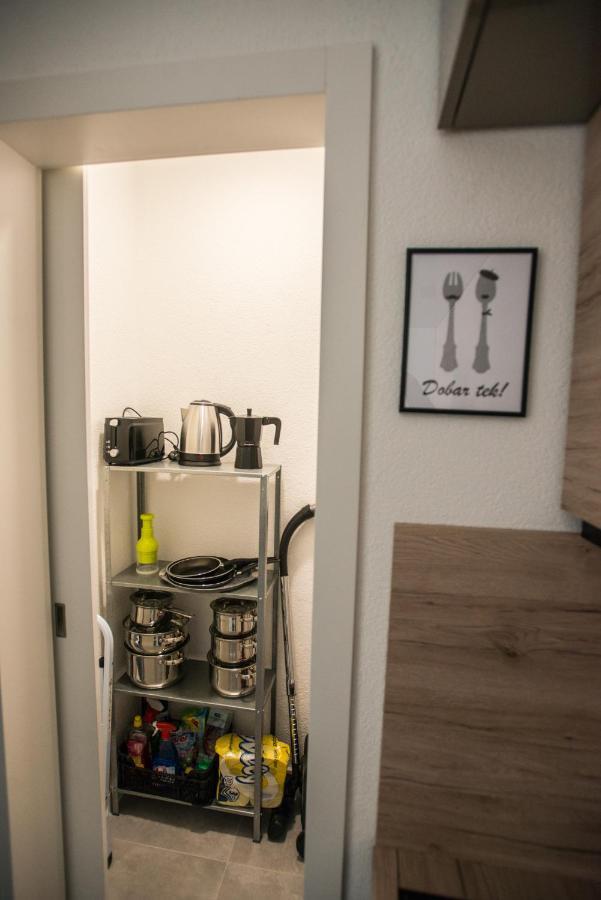 Studio Apartman Dakovo In Exterior foto
